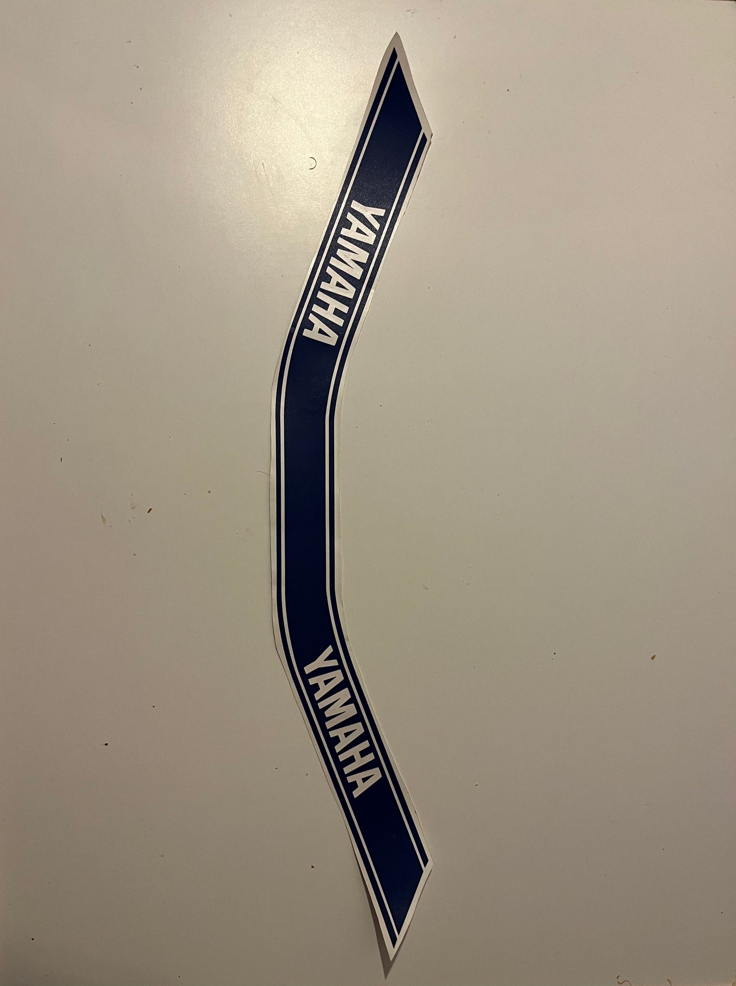 Autocollant Cache Batterie Bleu marine – Yamaha Chappy