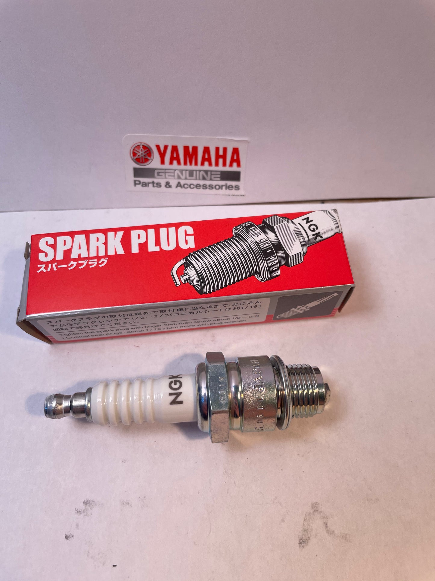 Bougie neuf Yamaha Chappy et bop