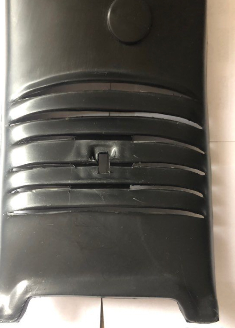 Cache carburateur noir Yamaha Chappy