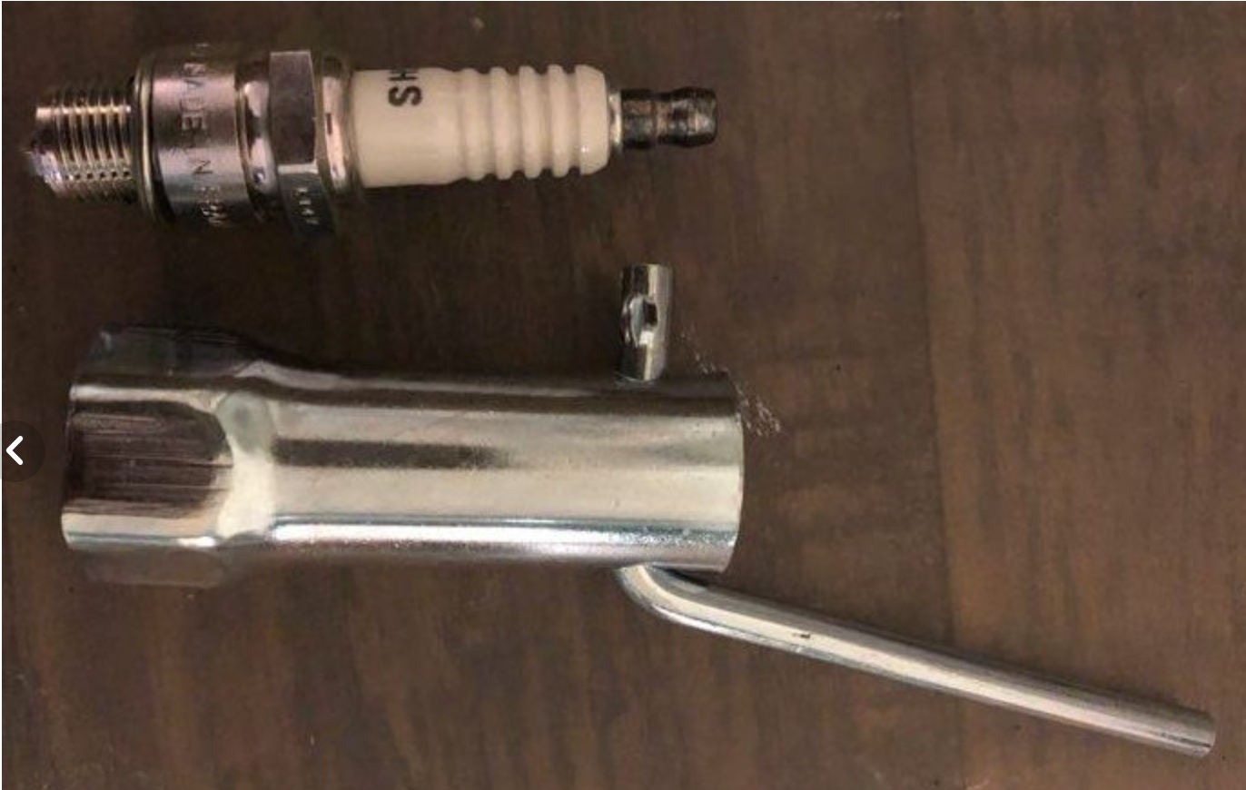 Clé à bougie neuf universel Yamaha Chappy