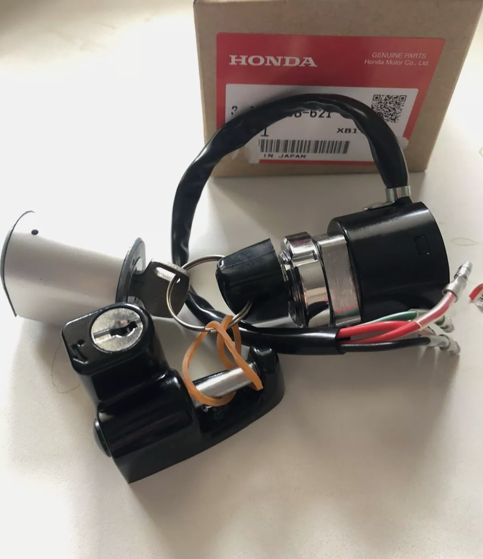 Lot Neiman, Contacteur & Serrures d’Origine - Honda Dax