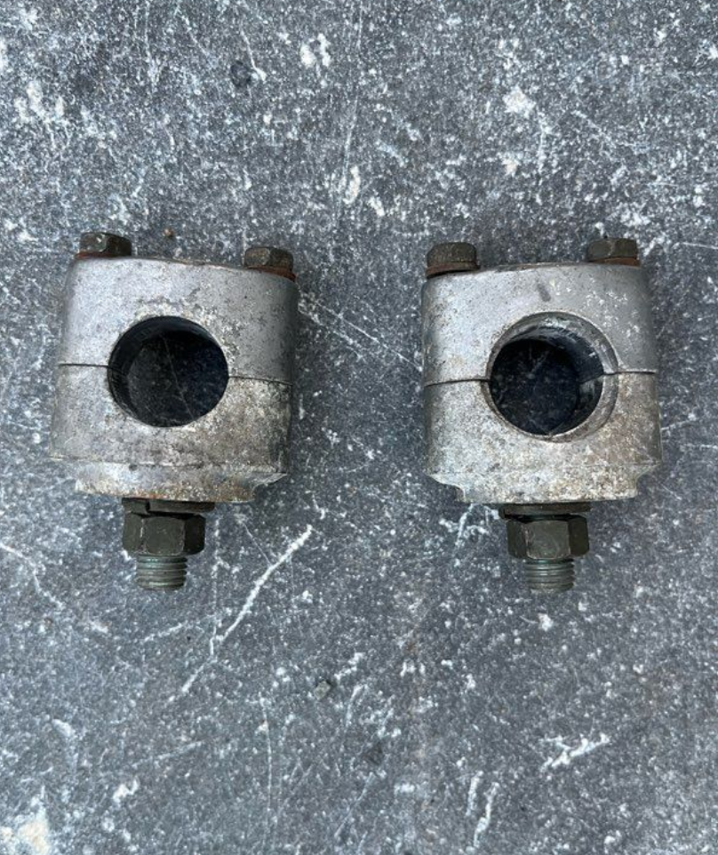 Paire de Fixations de Guidon d’Origine - Yamaha Chappy
