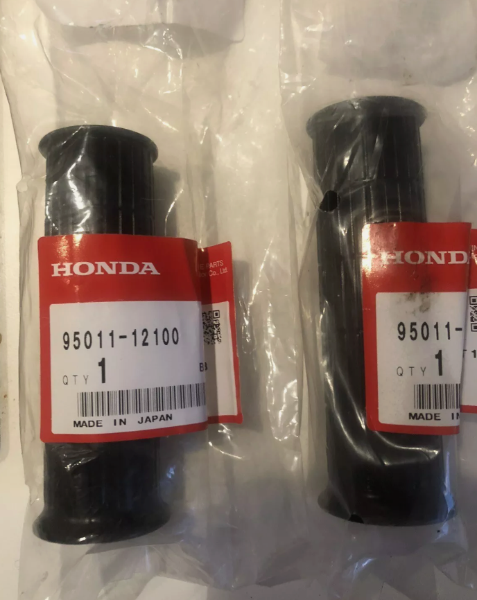 Paire de Poignées d’Origine Neuves (6V) - Honda Dax / Chaly