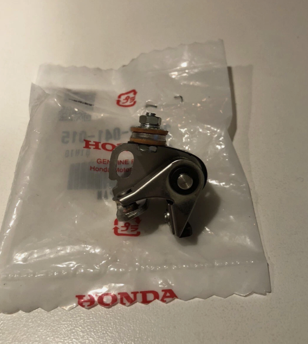 Vis Patinée d’Origine (Rupteur 6V) Neuf - Honda Dax / Chaly