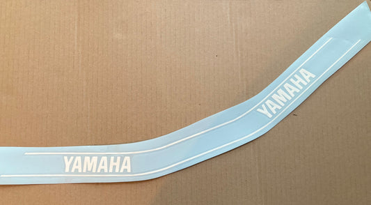 Autocollant Cache Batterie Blanc – Yamaha Chappy