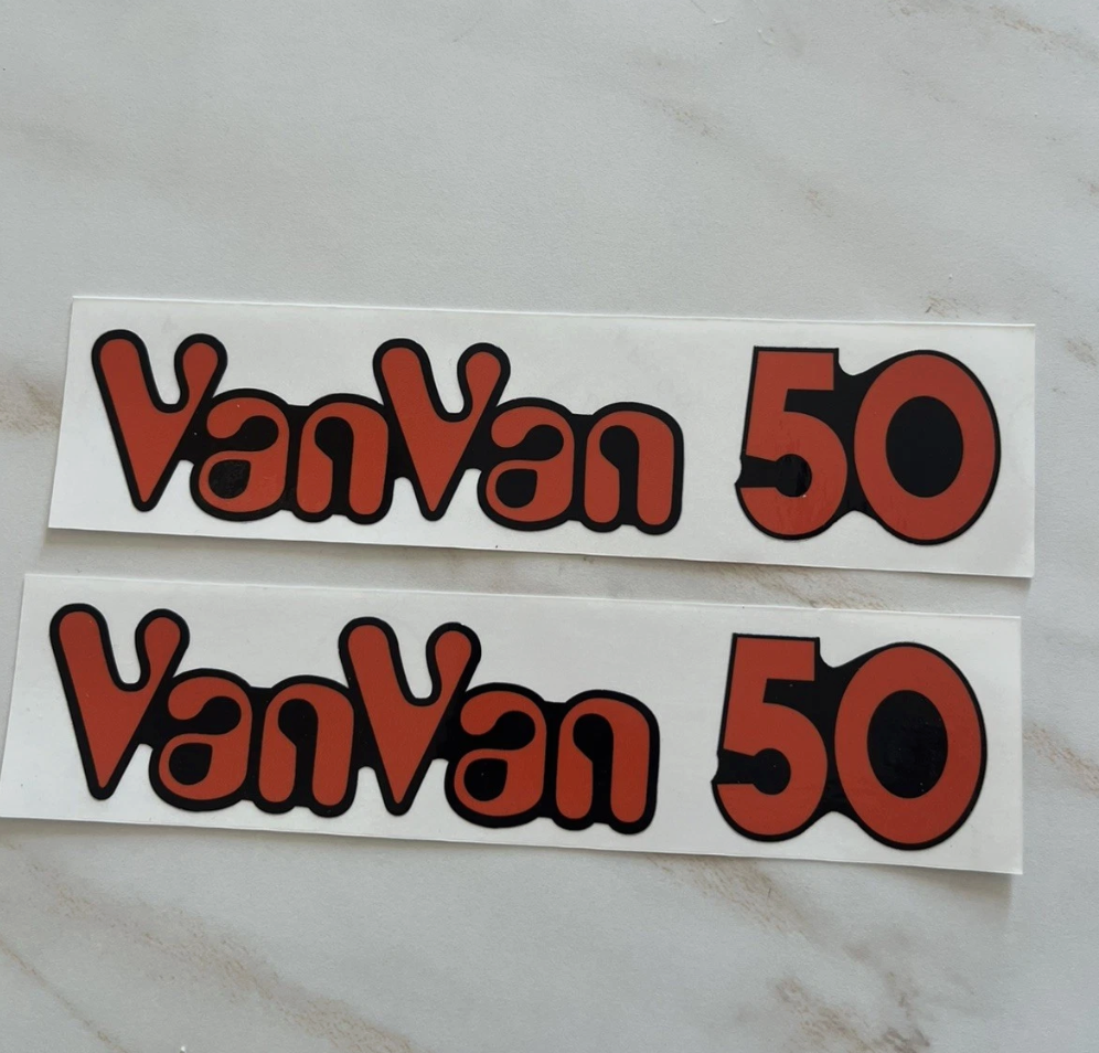 Autocollants caches latéraux Suzuki VanVan RV50 - Paire neuve