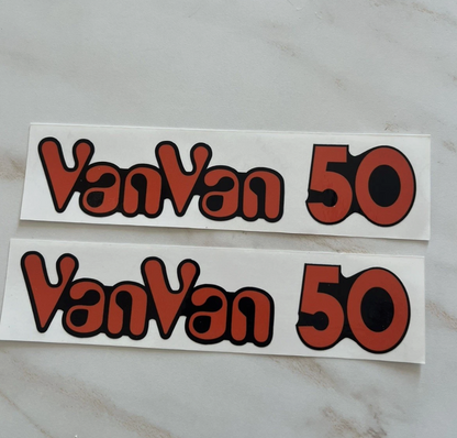 Autocollants caches latéraux Suzuki VanVan RV50 - Paire neuve