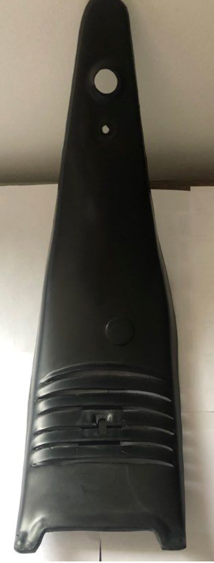 Cache carburateur noir Yamaha Chappy