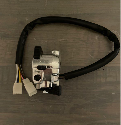 Commodo Gauche il s'agit d'une refabrication identique à l'origine modèle avec plein phare Yamaha Bop