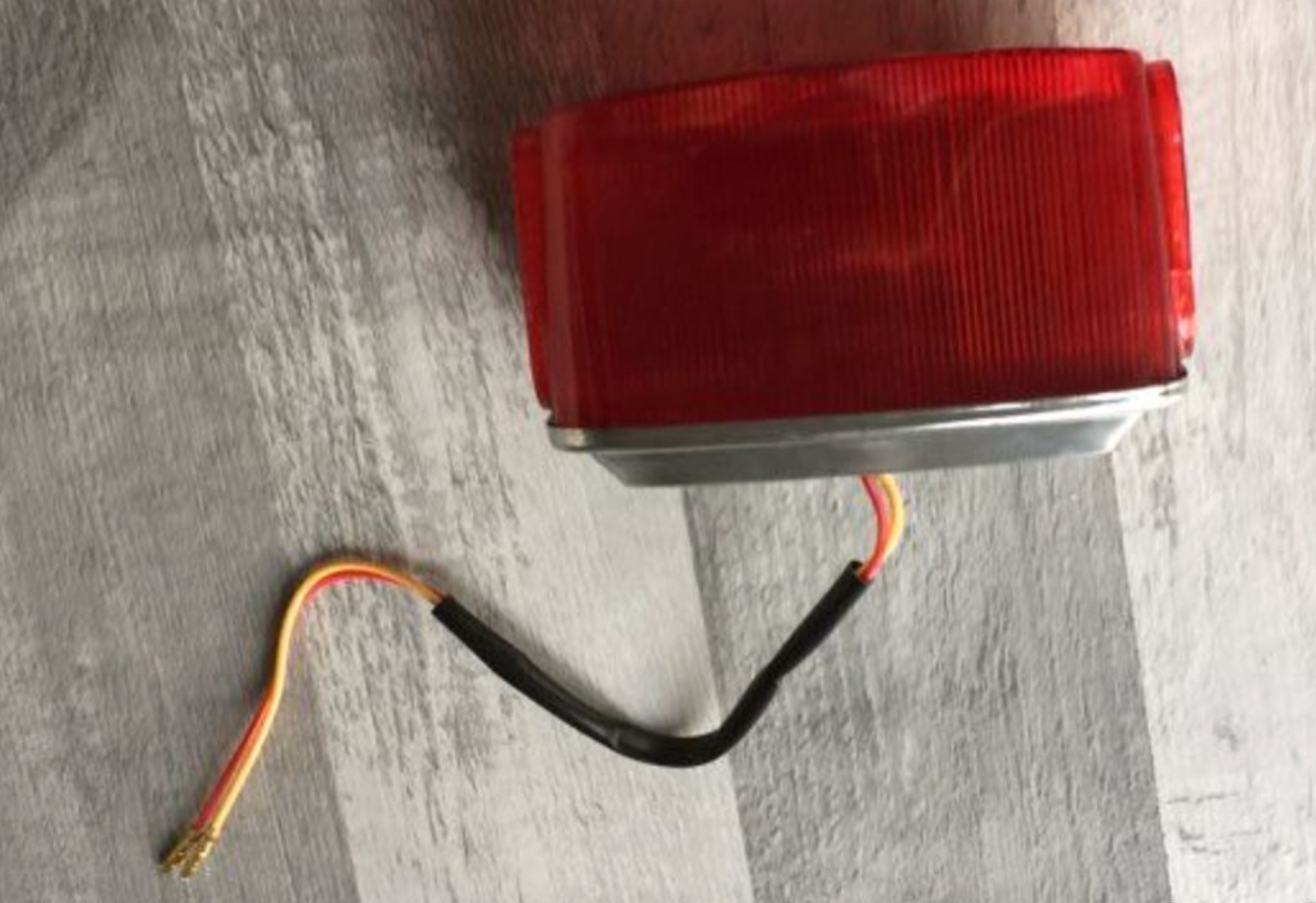 Feu arrière yamaha chappy neuf