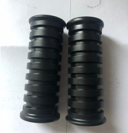 Garniture de repose pied arrière neuf d'origine Yamaha Chappy