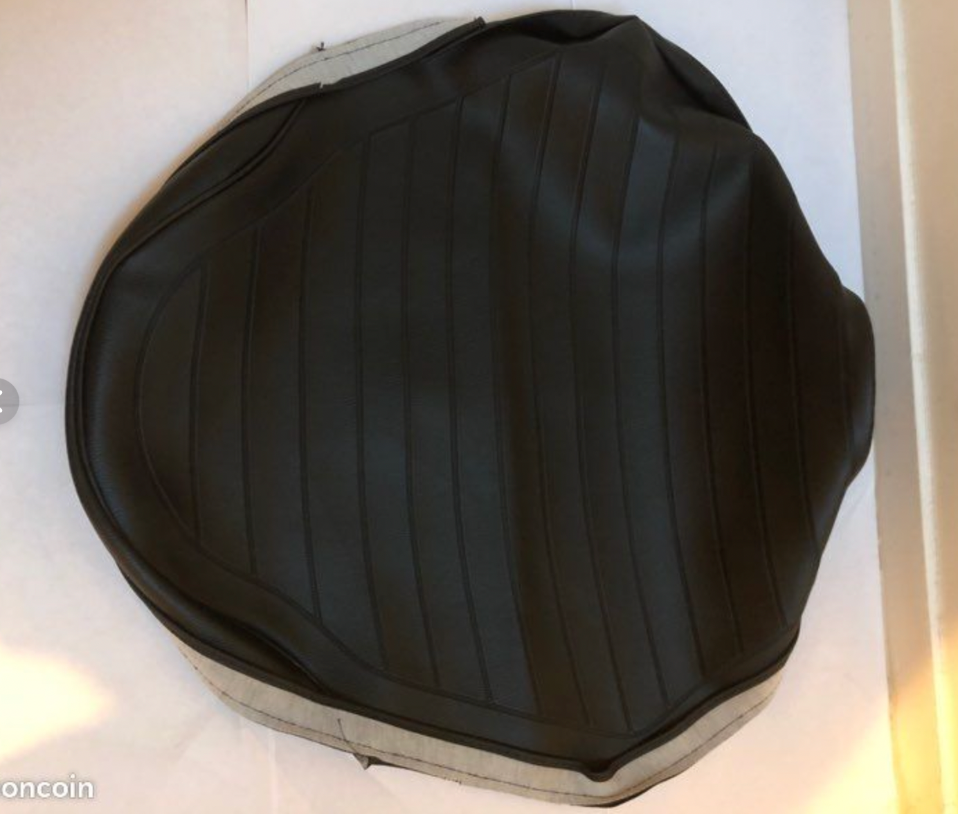 Housse de selle monoplace neuf Yamaha Chappy