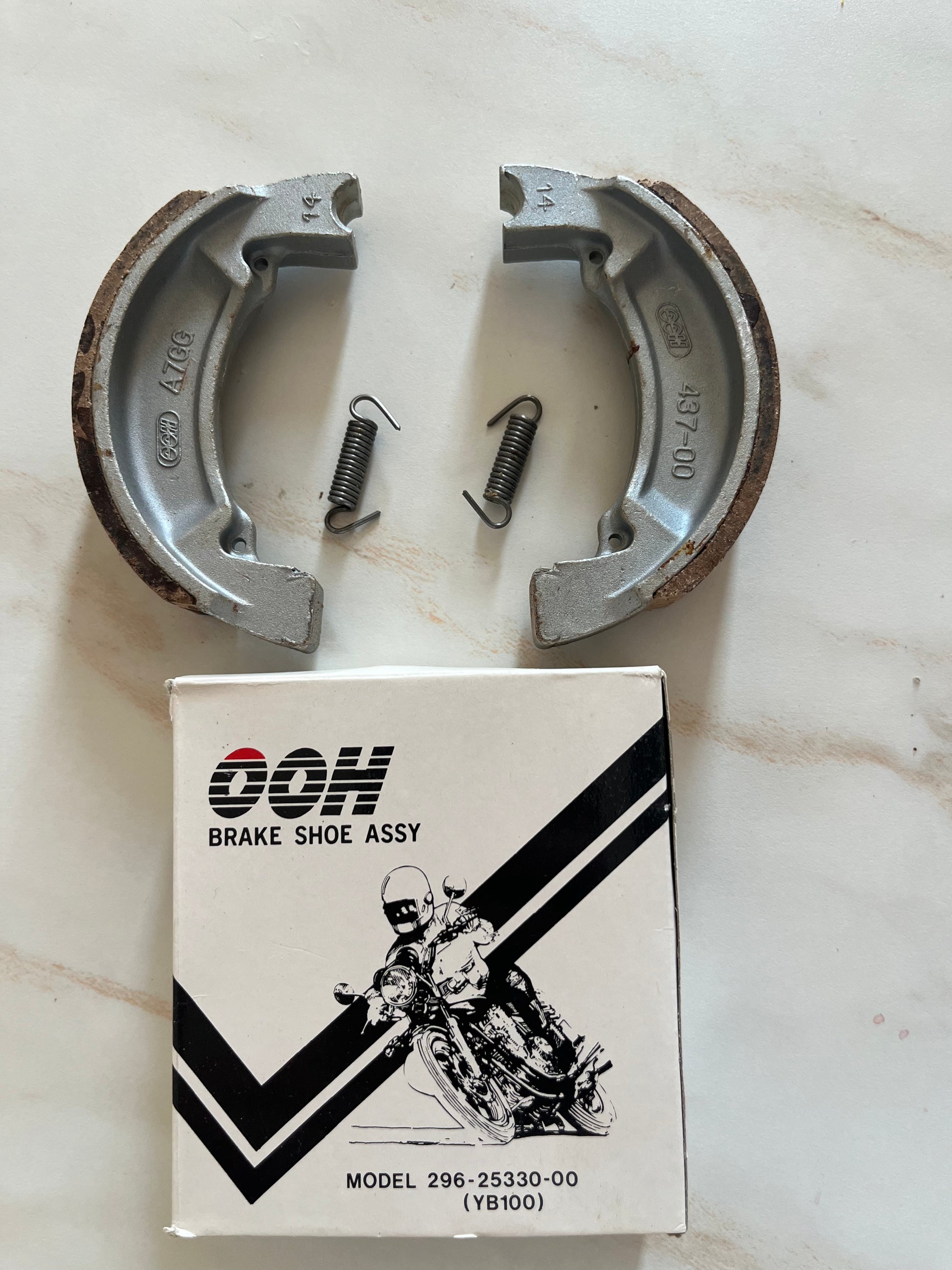 Jeu de mâchoires de frein Yamaha Chappy LB50 1F0 arrière neuves