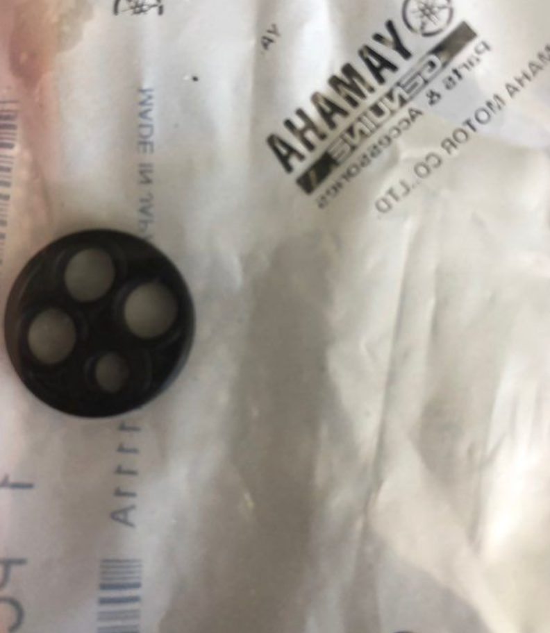 Joint de robinet d'essence 4 troues neuf Yamaha Bop