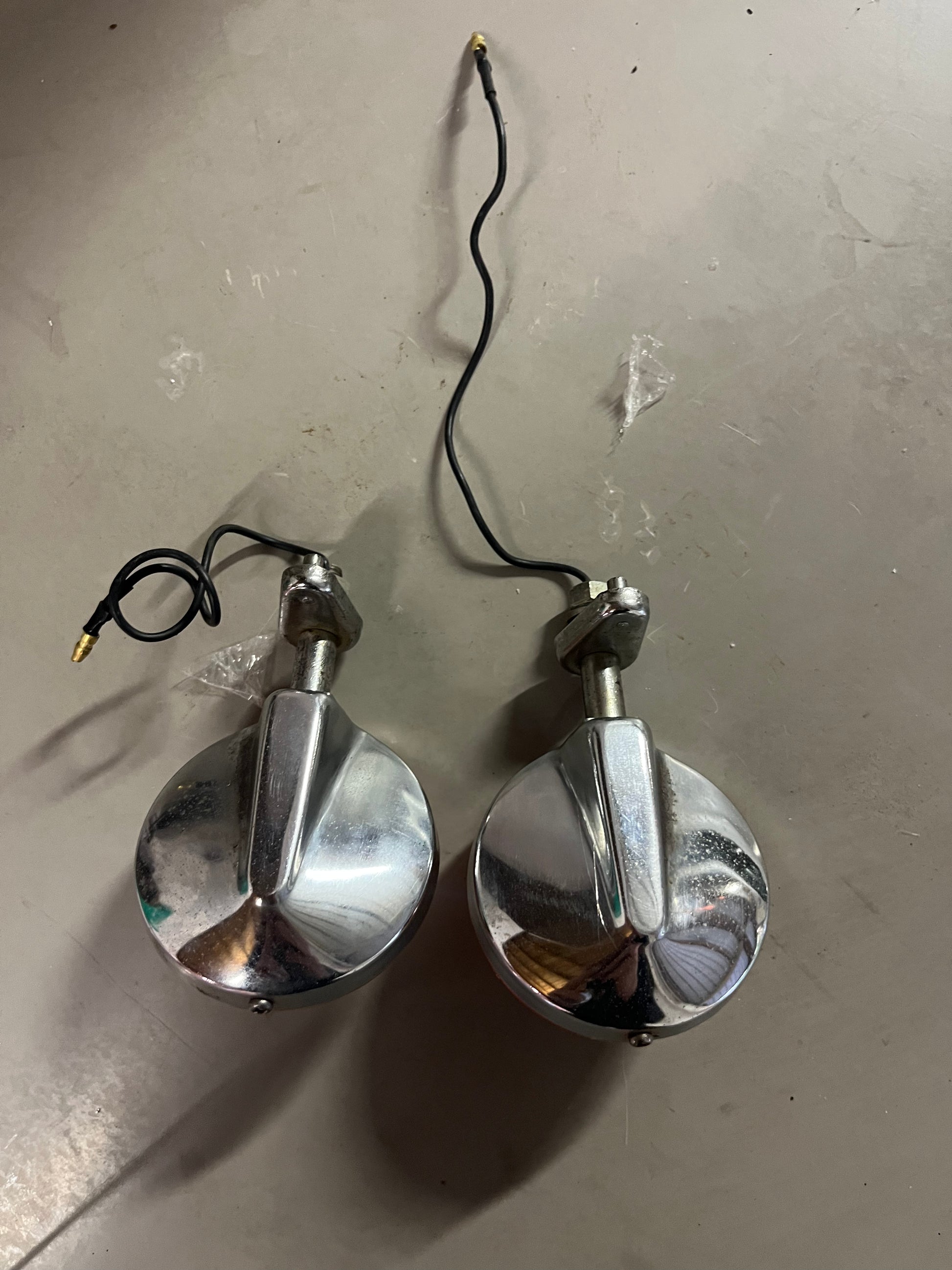 Paire de Clignotants d’Origine Yamaha Chappy – Époque Vintage 40 Ans