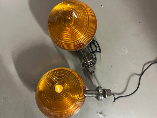 Paire de Clignotants d’Origine Yamaha Chappy – Époque Vintage 40 Ans