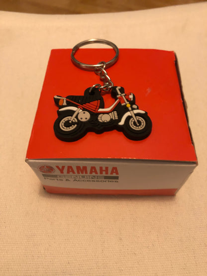 Porte clé rouge neuf Yamaha Chappy